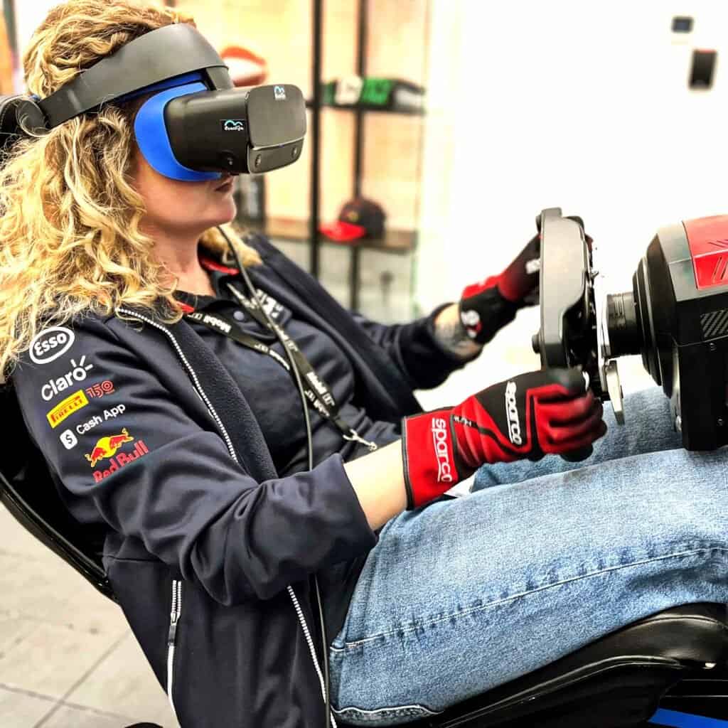 Hire Virtual reality for events turnkey in EU. Rent VR simulator company event with delivery and support.