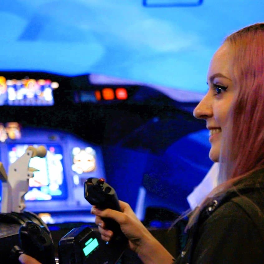 RoarFun Interactive immersive new gen fun VR rental anywhere in the world